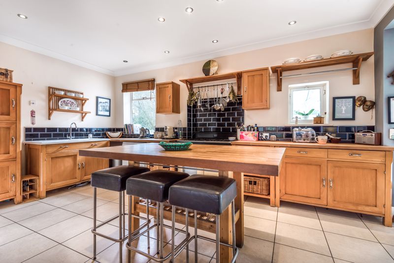 Kitchen - click for photo gallery